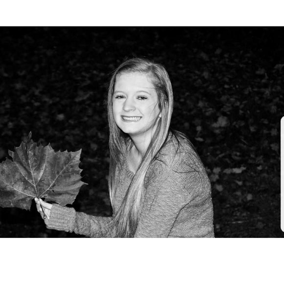 Meet your Posher, Taylor - Picture 1 of 1